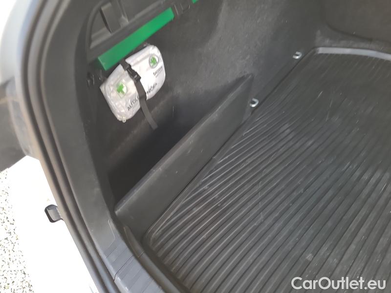  Skoda  Octavia  Combi (NX3)(2020) Oct.Combi 2.0TDI 85 Ambition #12