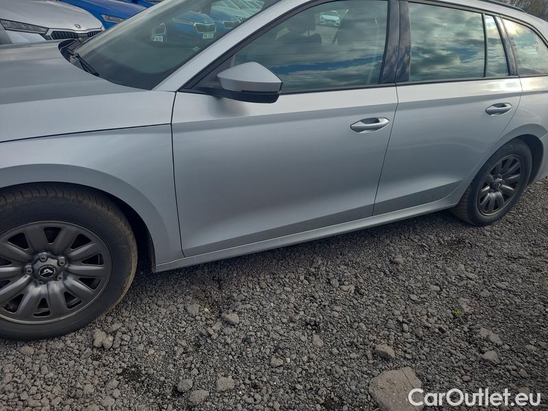  Skoda  Octavia  Combi (NX3)(2020) Oct.Combi 2.0TDI 85 Ambition #17