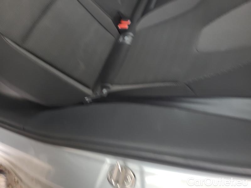  Skoda  Octavia  Combi (NX3)(2020) Oct.Combi 2.0TDI 85 Ambition #31