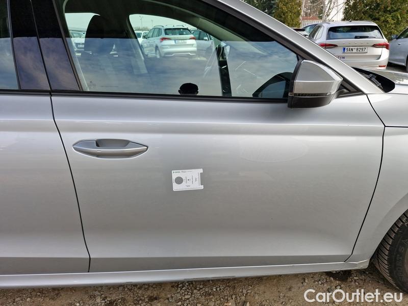  Skoda  Octavia  Combi (NX3)(2020) Oct.Combi 2.0TDI 85 Ambition #14