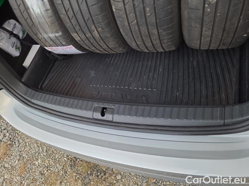  Skoda  Octavia  Combi (NX3)(2020) Oct.Combi 2.0TDI 85 Ambition #5