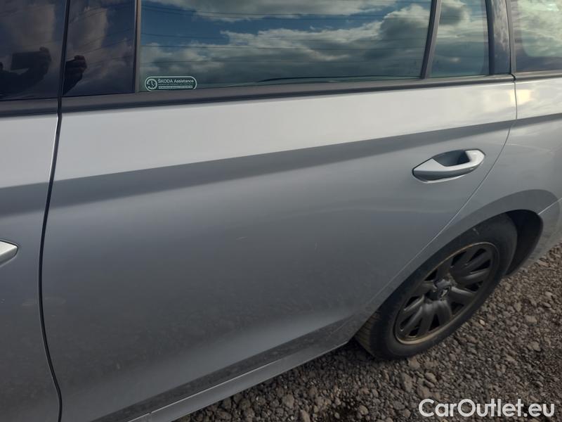  Skoda  Octavia  Combi (NX3)(2020) Oct.Combi 2.0TDI 85 Ambition #18