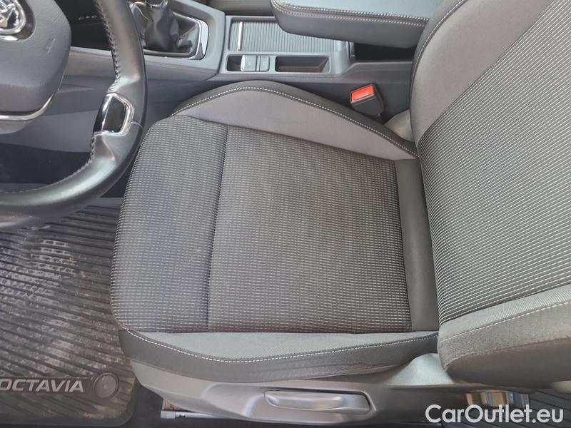  Skoda  Octavia  Combi (NX3)(2020) Oct.Combi 2.0TDI 85 Ambition #13