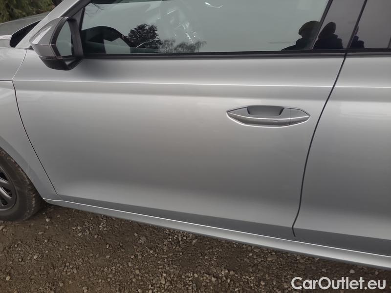  Skoda  Octavia  Combi (NX3)(2020) Oct.Combi 2.0TDI 85 Ambition #9