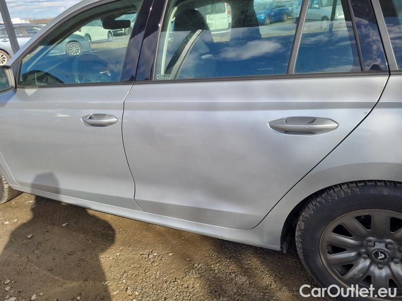  Skoda  Octavia  Combi (NX3)(2020) Oct.Combi 2.0TDI 85 Ambition #4