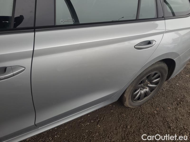  Skoda  Octavia  Combi (NX3)(2020) Oct.Combi 2.0TDI 85 Ambition #10