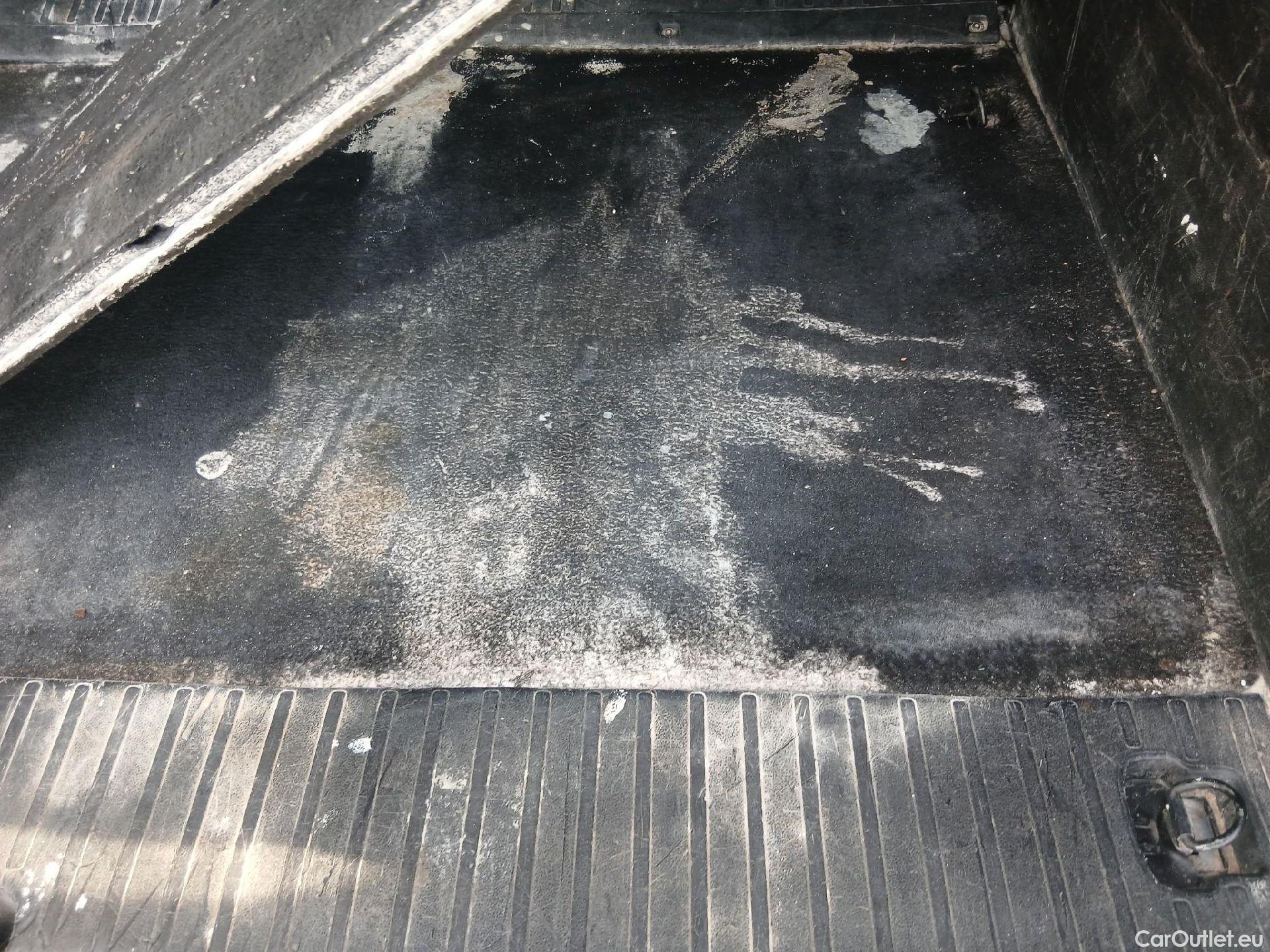  Peugeot  RIFTER PEUGEOT  / 2018 / 4P / combi Active Standard BlueHDi 73kW (IND) #6