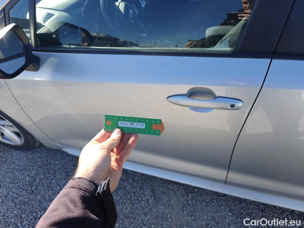  Toyota  Corolla TOYOTA  / 2019 / 5P / familiar 1.8 125H ACTIVE TECH E-CVT TOU SPORT #20