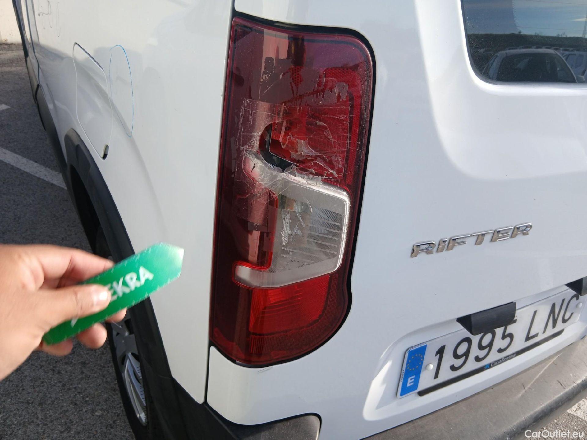  Peugeot  RIFTER PEUGEOT  / 2018 / 4P / combi Active Standard BlueHDi 73kW (IND) #59