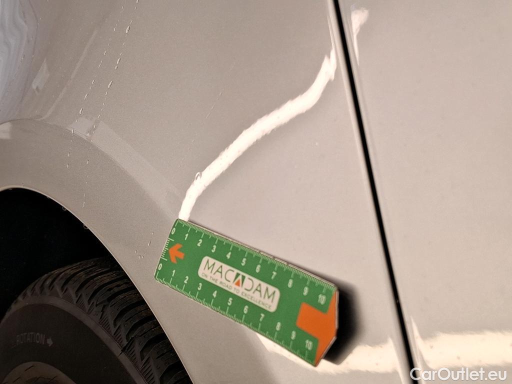  Renault  Megane  IV Berline 5 ptes. Business 1.0 TCe 115CV BVM6 E6d #24