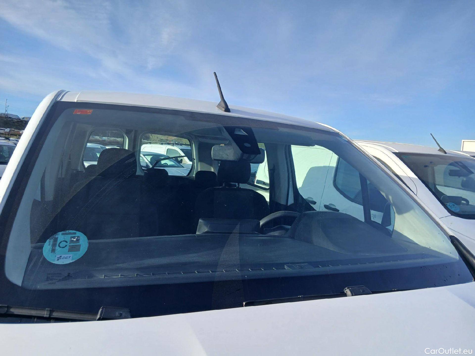  Peugeot  RIFTER PEUGEOT  / 2018 / 4P / combi Active Standard BlueHDi 73kW (IND) #47