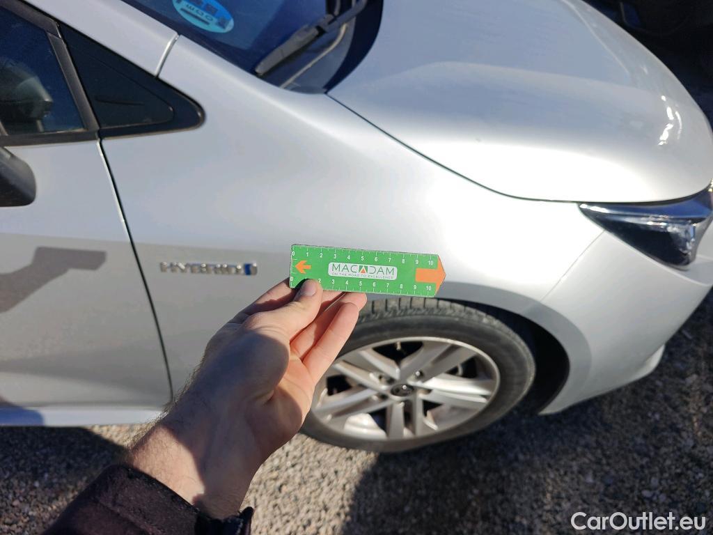  Toyota  Corolla TOYOTA  / 2019 / 5P / familiar 1.8 125H ACTIVE TECH E-CVT TOU SPORT #56