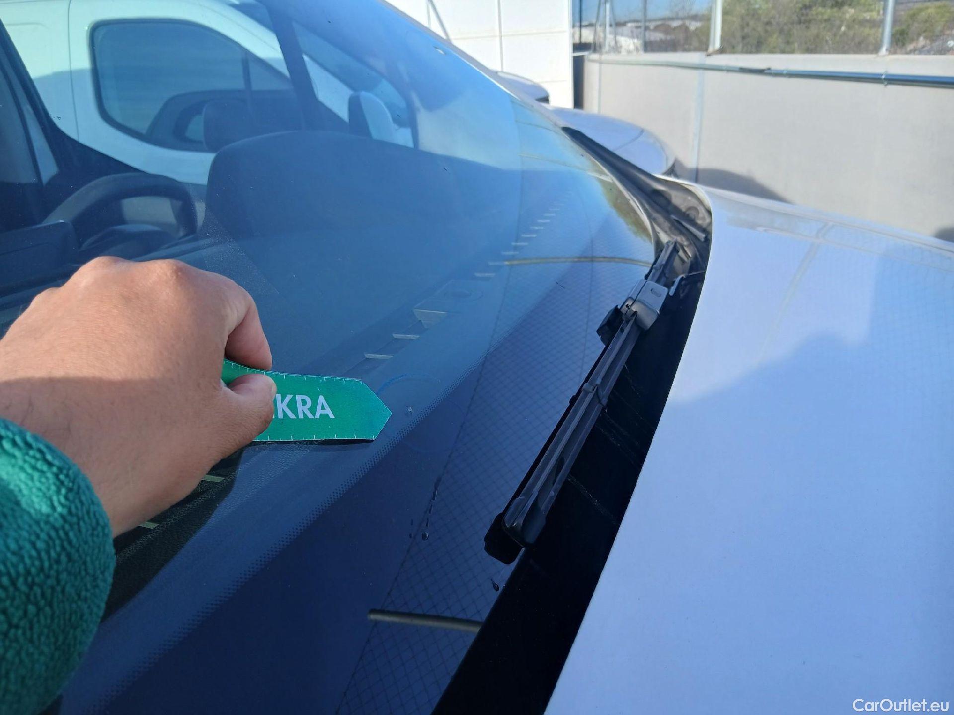  Peugeot  RIFTER PEUGEOT  / 2018 / 4P / combi Active Standard BlueHDi 73kW (IND) #46