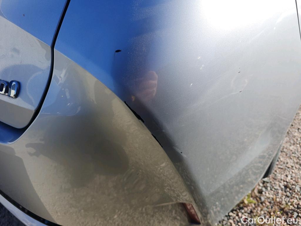  Toyota  Corolla TOYOTA  / 2019 / 5P / familiar 1.8 125H ACTIVE TECH E-CVT TOU SPORT #36