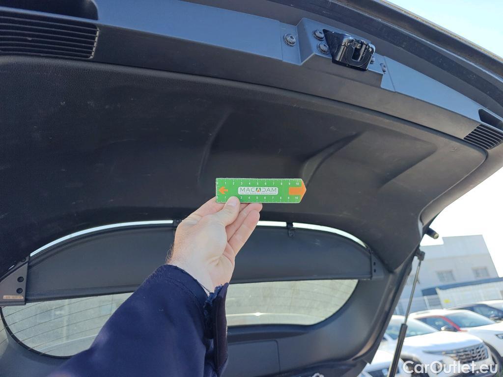  Toyota  Corolla TOYOTA  / 2019 / 5P / familiar 1.8 125H ACTIVE TECH E-CVT TOU SPORT #43