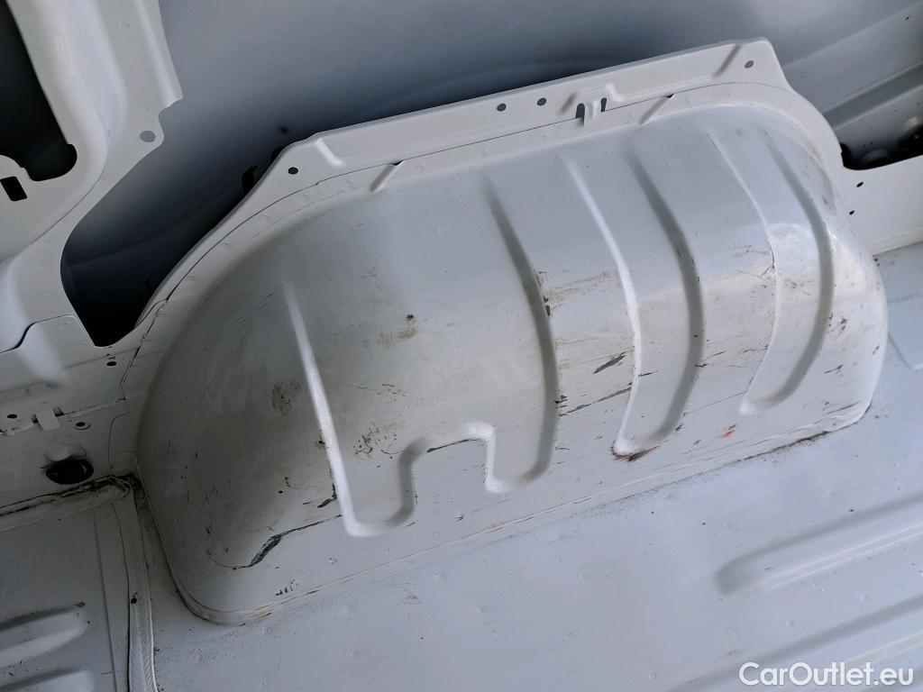  Nissan  NV300 NISSAN  / 2016 / 4P / furgón 2.0dCi 88kW (120CV) L1H1 1T Optima #1