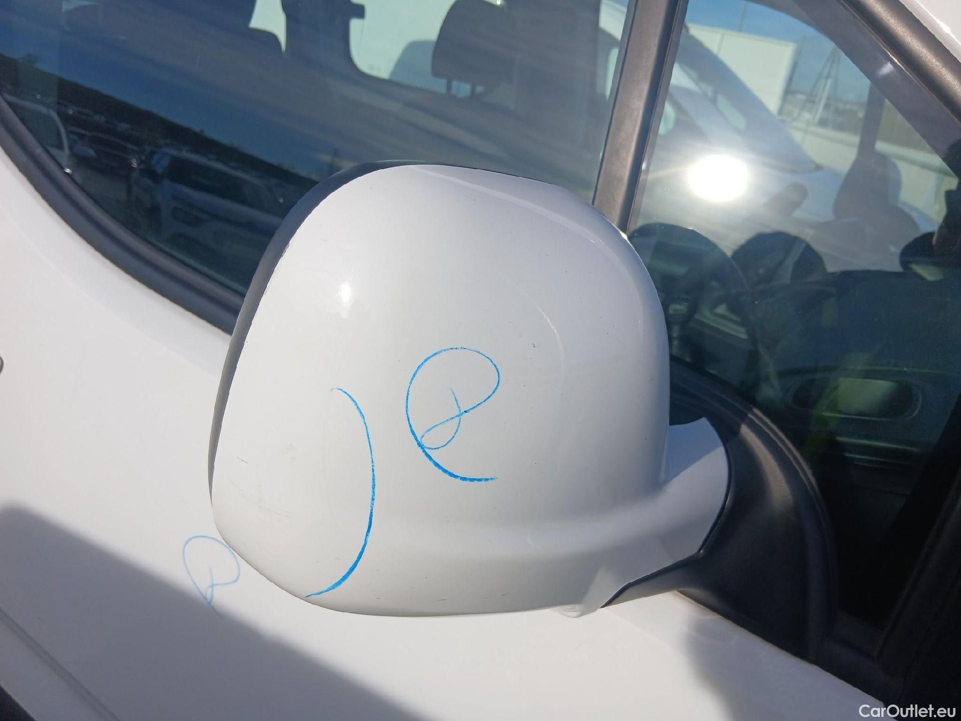  Peugeot  RIFTER PEUGEOT  / 2018 / 4P / combi Active Standard BlueHDi 73kW (IND) #82