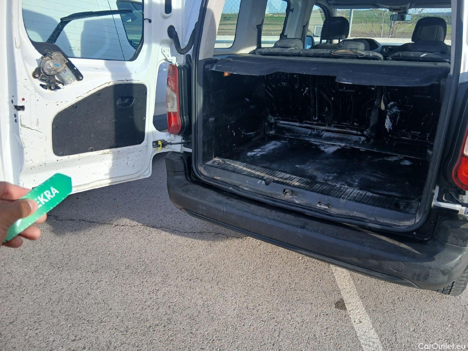  Peugeot  RIFTER PEUGEOT  / 2018 / 4P / combi Active Standard BlueHDi 73kW (IND) #2