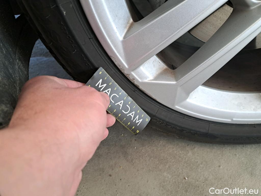  Audi  A3 AUDI  Sportback / 2020 / 5P / Berline 40 TFSI e 204 S Tronic Business Line #4