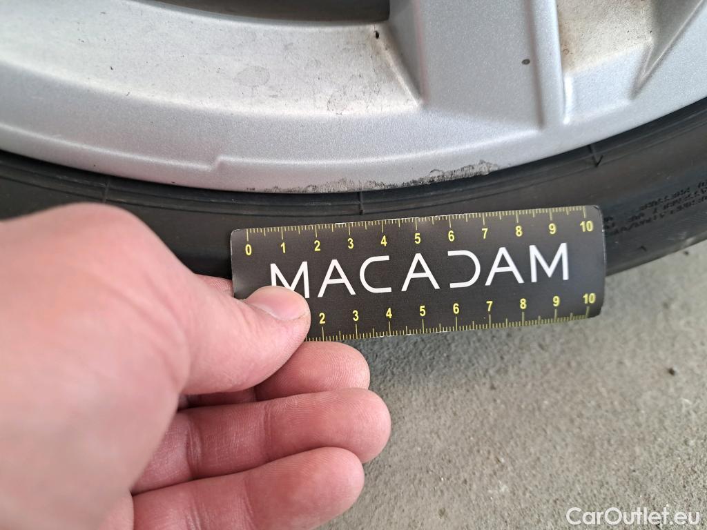  Audi  A3 AUDI  Sportback / 2020 / 5P / Berline 40 TFSI e 204 S Tronic Business Line #5