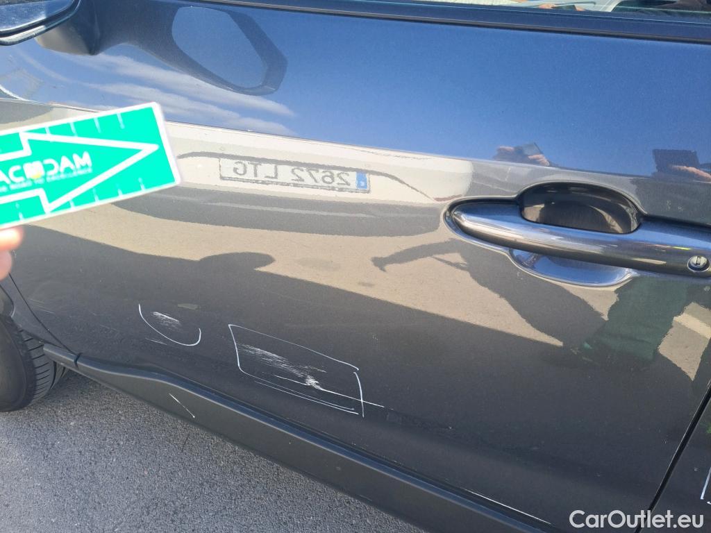  Toyota  RAV4 TOYOTA  / 2018 / 5P / todoterreno 2.5l 220H Advance #6