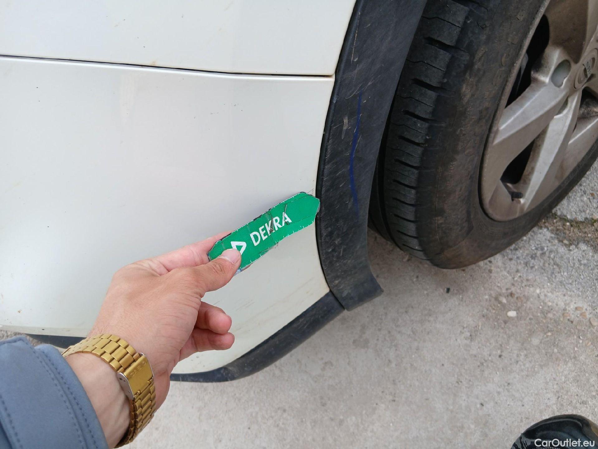  Nissan  Qashqai NISSAN  / 2017 / 5P / todoterreno DIG-T 103 kW (140 CV) E6D ACENTA #54