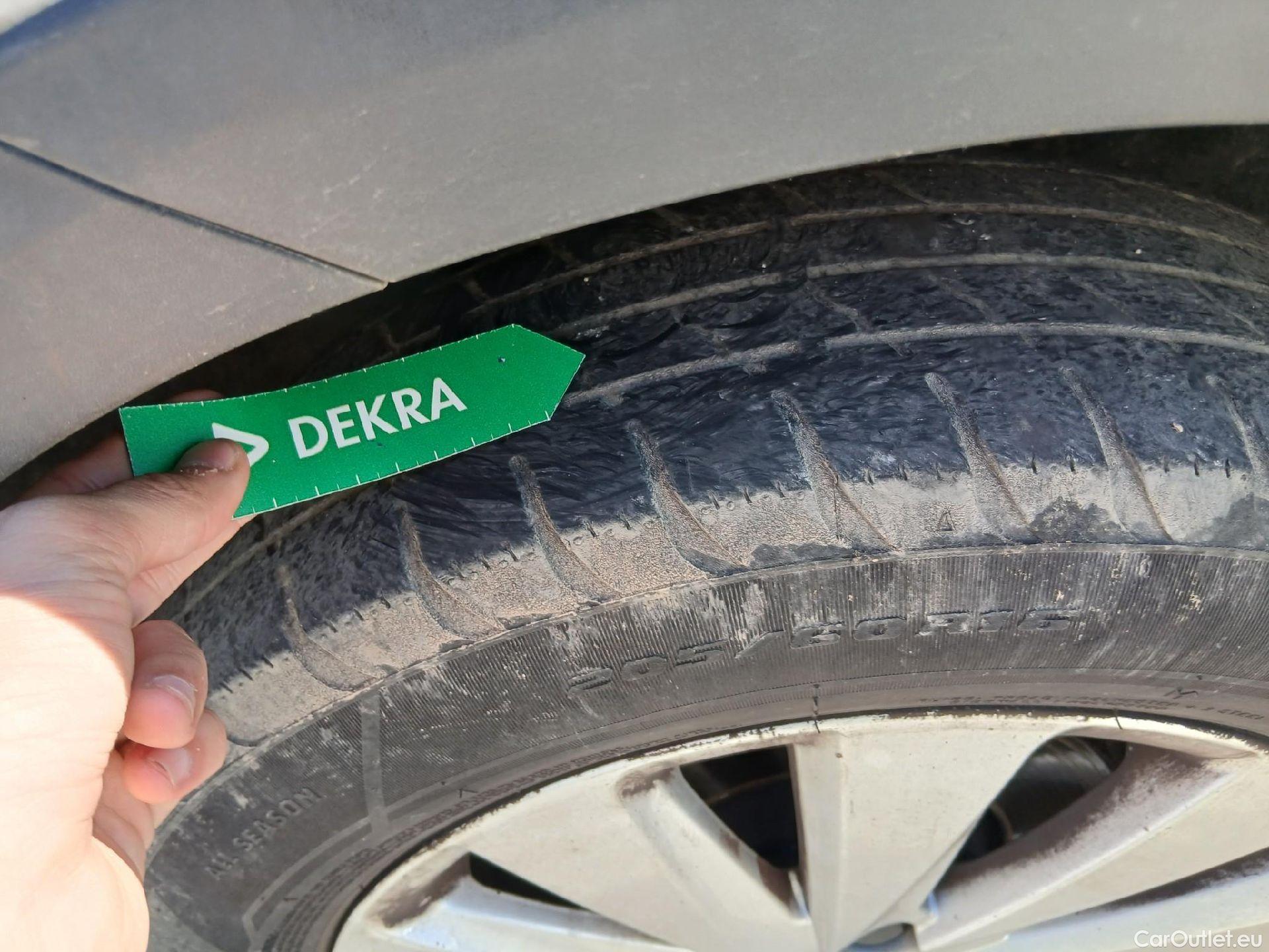  Seat  Arona  Style 1.0 TSI 95CV MT5 E6 #17