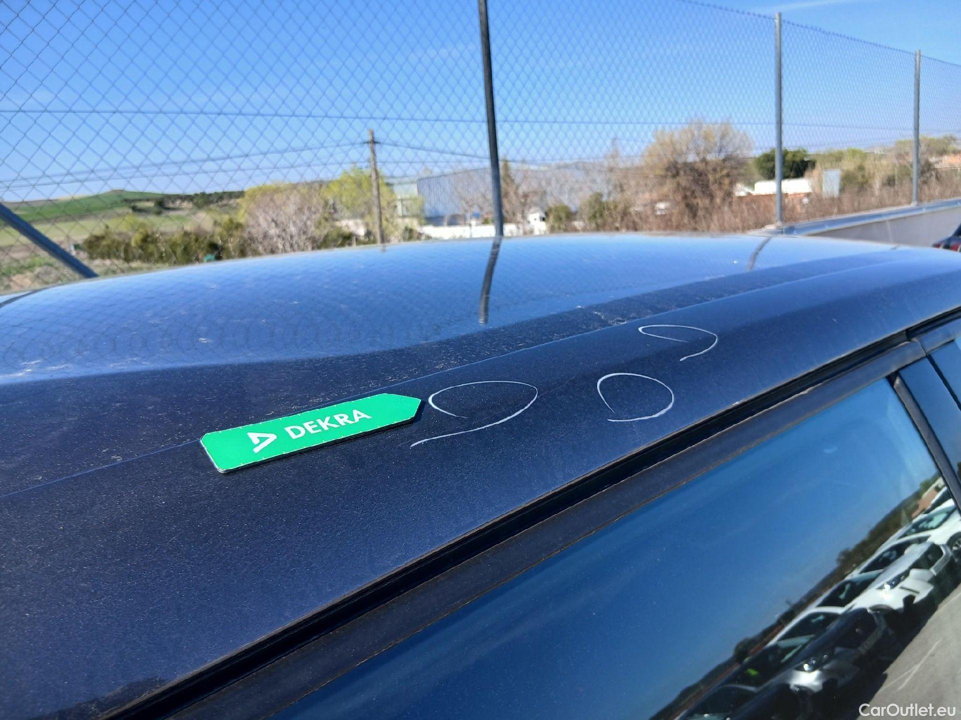  Peugeot  2008 PEUGEOT  / 2019 / 5P / todoterreno Active BlueHDI 81kW (110CV) #18