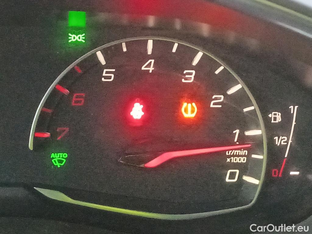  Peugeot  2008  Active Pack 1.5 HDi 110CV MT6 E6d #22