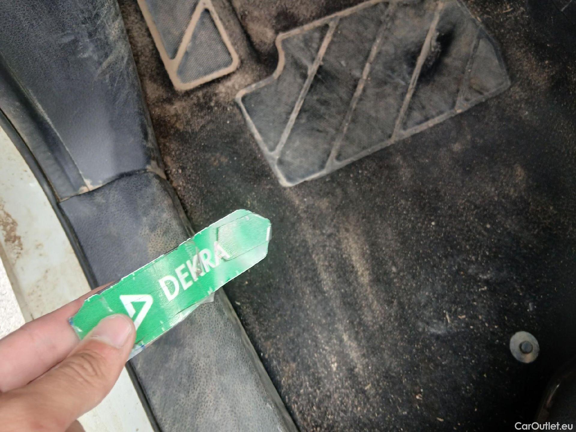  Nissan  Qashqai NISSAN  / 2017 / 5P / todoterreno DIG-T 103 kW (140 CV) E6D ACENTA #17