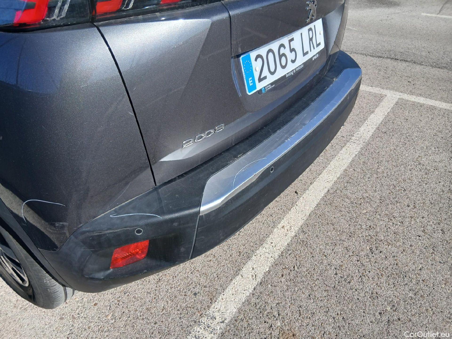  Peugeot  2008 PEUGEOT  / 2019 / 5P / todoterreno Active BlueHDI 81kW (110CV) #12