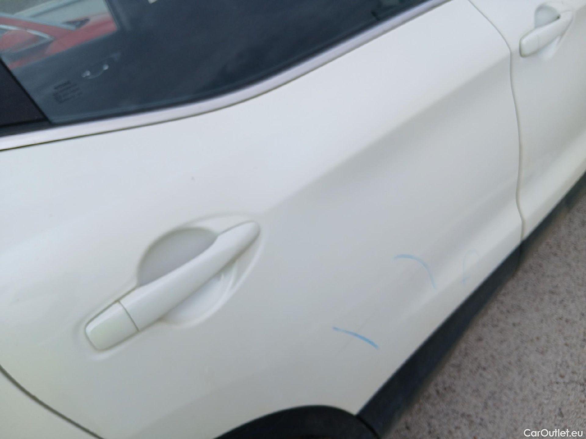  Nissan  Qashqai NISSAN  / 2017 / 5P / todoterreno DIG-T 103 kW (140 CV) E6D ACENTA #42