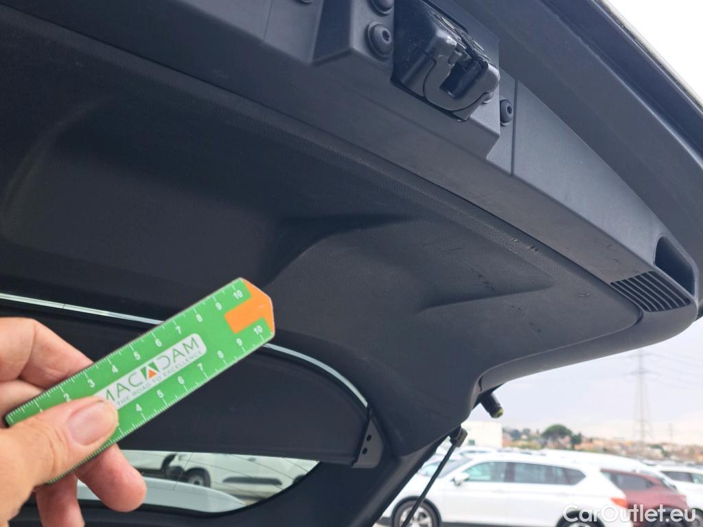  Toyota  Corolla TOYOTA  / 2019 / 5P / familiar 1.8 125H ACTIVE TECH E-CVT TOU SPORT #21