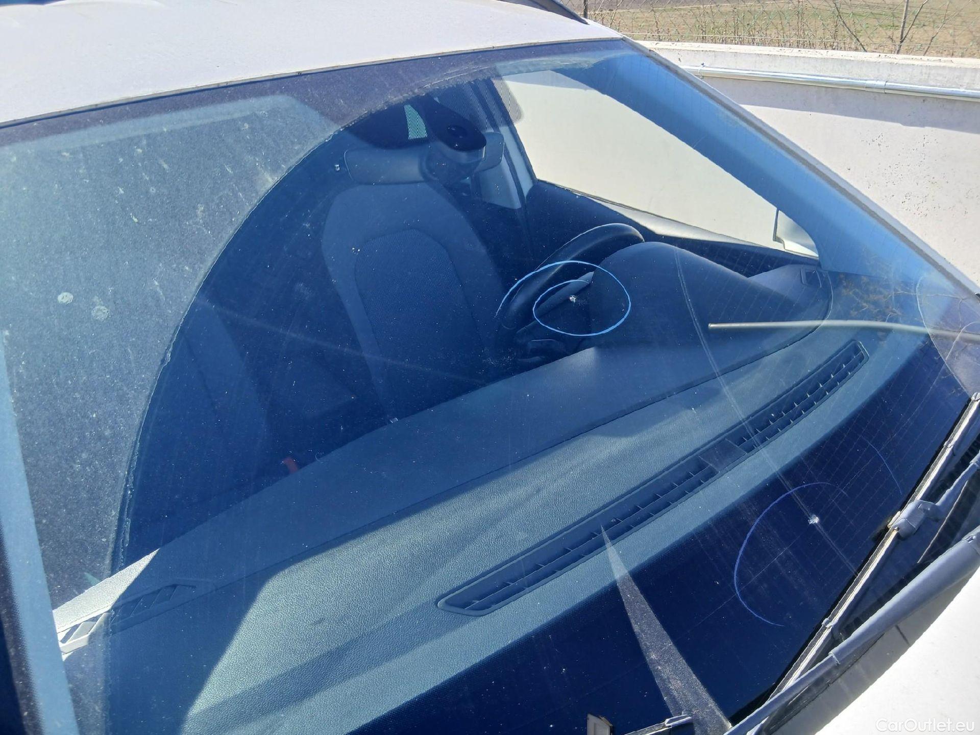  Seat  Arona  Style 1.0 TSI 95CV MT5 E6 #4