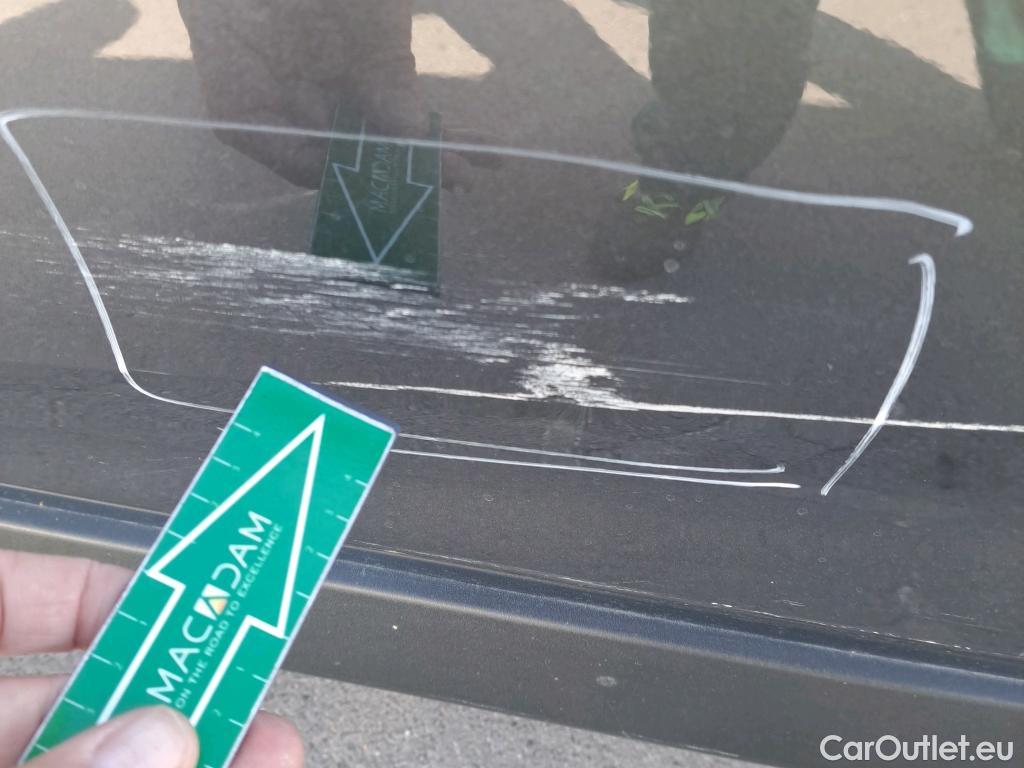  Toyota  RAV4 TOYOTA  / 2018 / 5P / todoterreno 2.5l 220H Advance #7