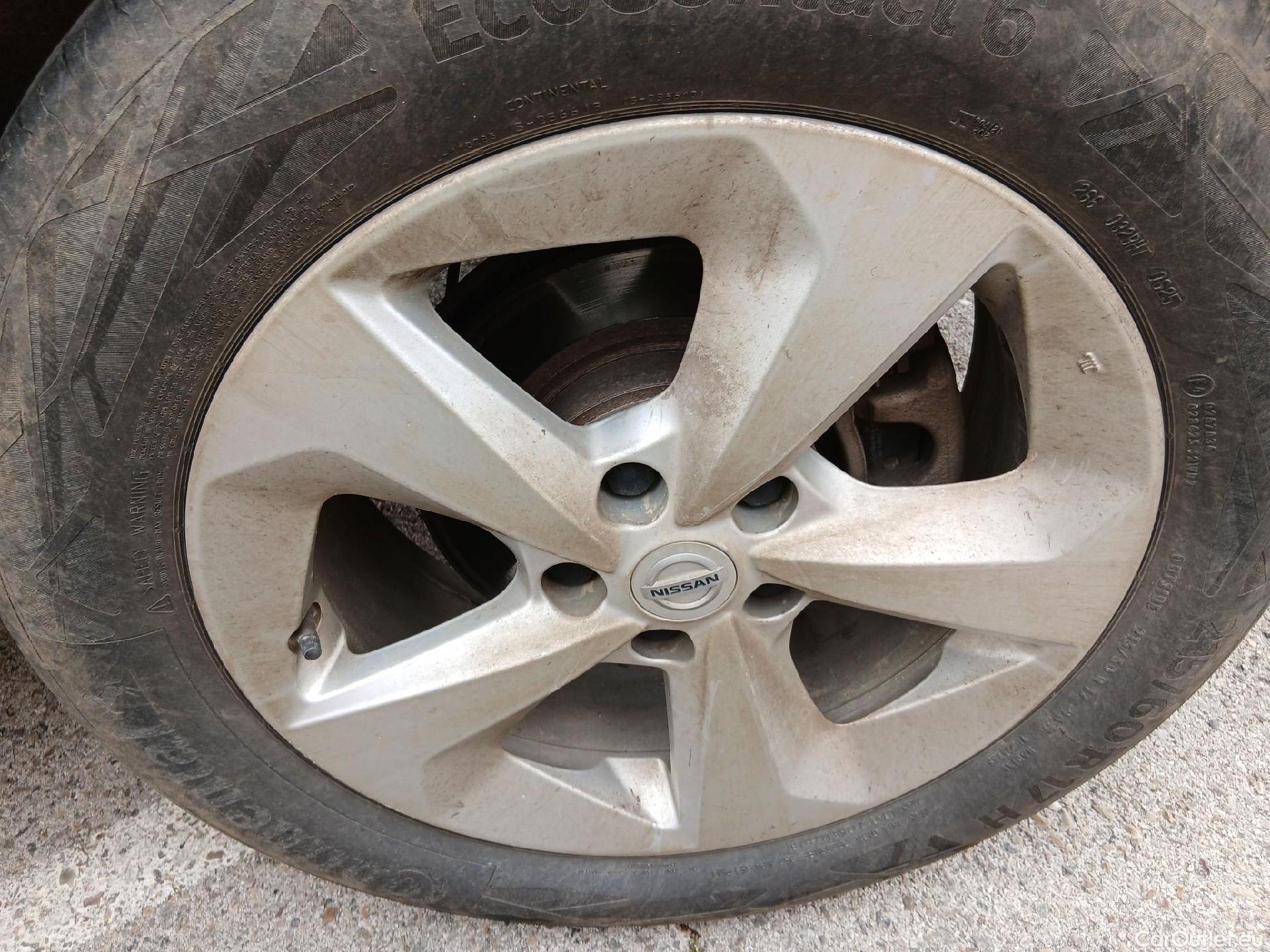  Nissan  Qashqai NISSAN  / 2017 / 5P / todoterreno DIG-T 103 kW (140 CV) E6D ACENTA #26