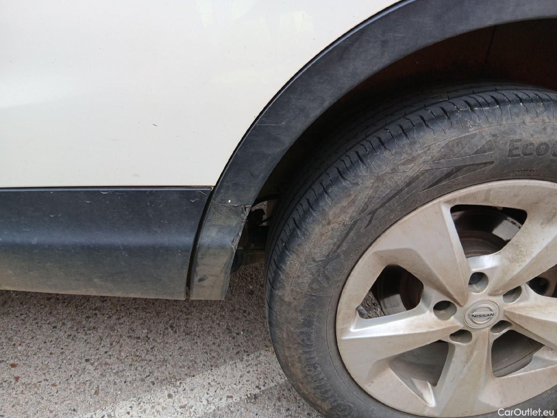  Nissan  Qashqai NISSAN  / 2017 / 5P / todoterreno DIG-T 103 kW (140 CV) E6D ACENTA #23