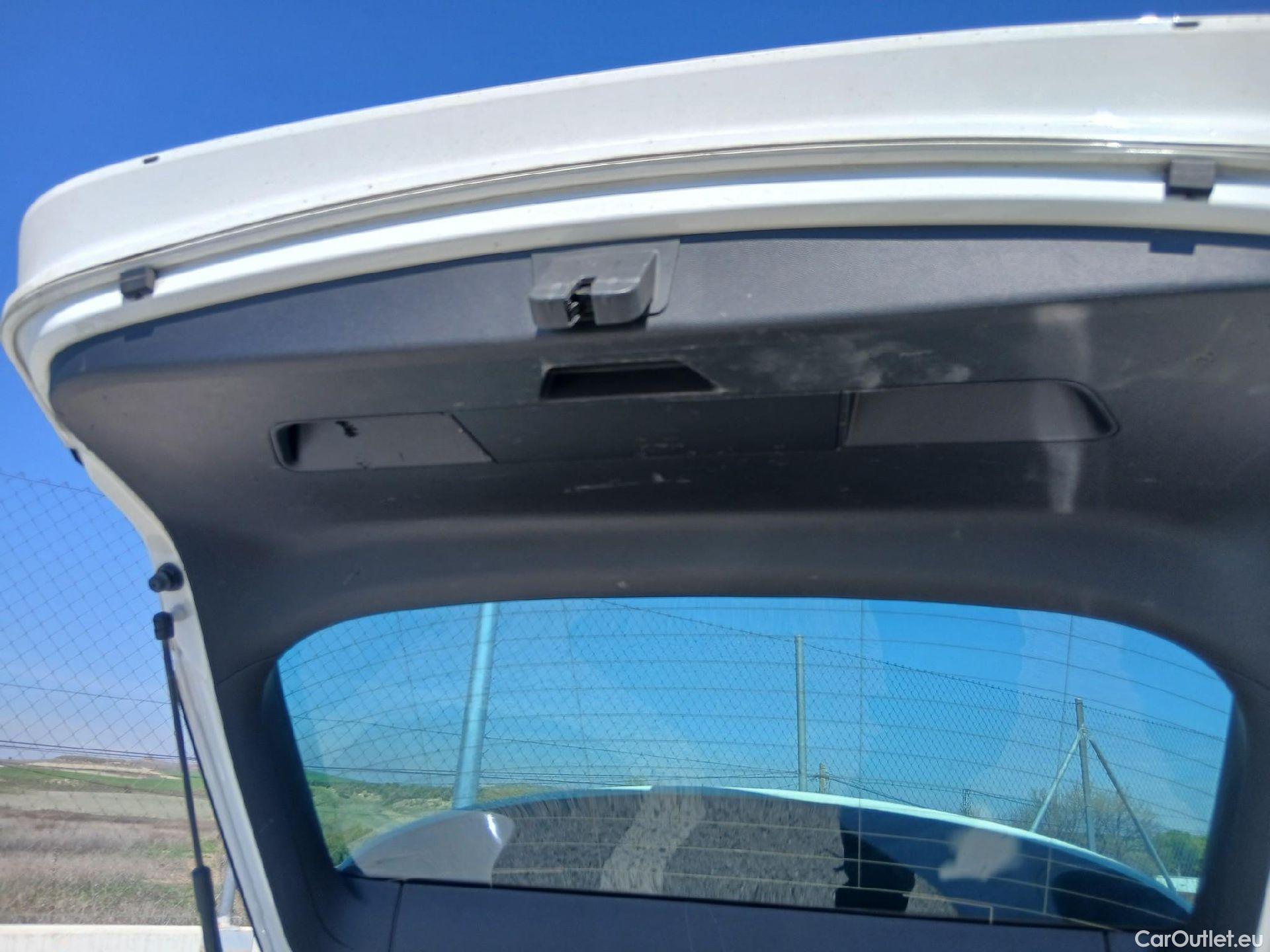  Seat  Leon SEAT Nuevo León / 2020 / 5P / familiar SP 1.0 TSI 81kW S&S Style XL(SP) #14