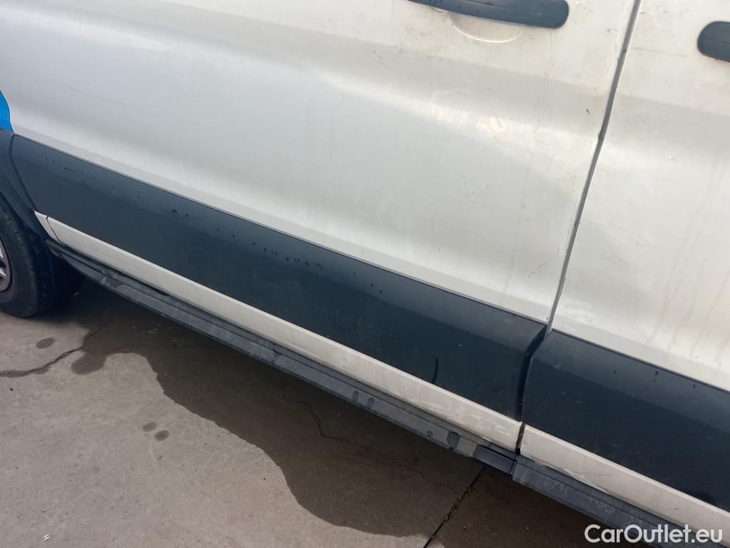  Ford  Transit FORD  / 2013 / 4P / furgón 350 96kW L2H2 Van Trend FWD #9