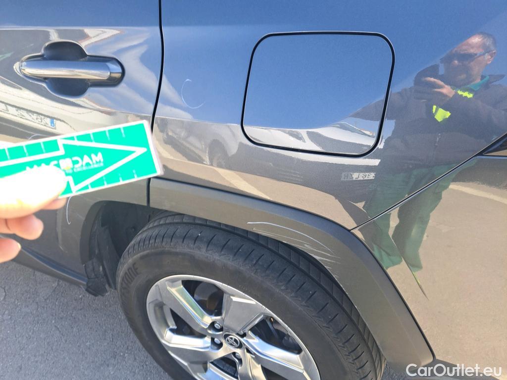  Toyota  RAV4 TOYOTA  / 2018 / 5P / todoterreno 2.5l 220H Advance #60