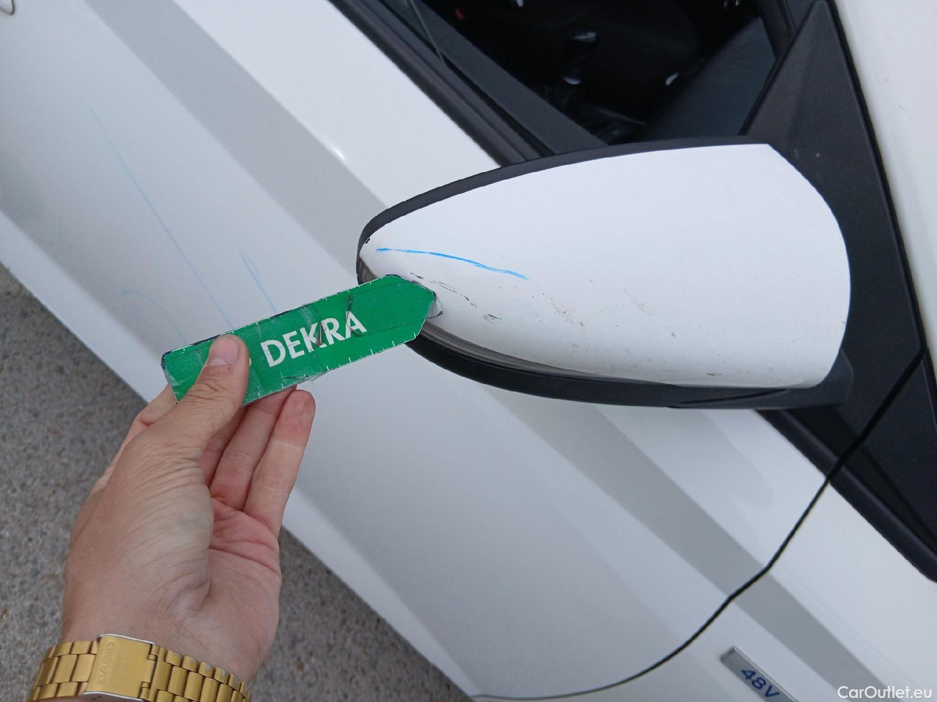  Hyundai  i20 HYUNDAI  / 2020 / 5P / berlina con portón 1.0 TGDI 74kW (100CV) 48V Essence #41