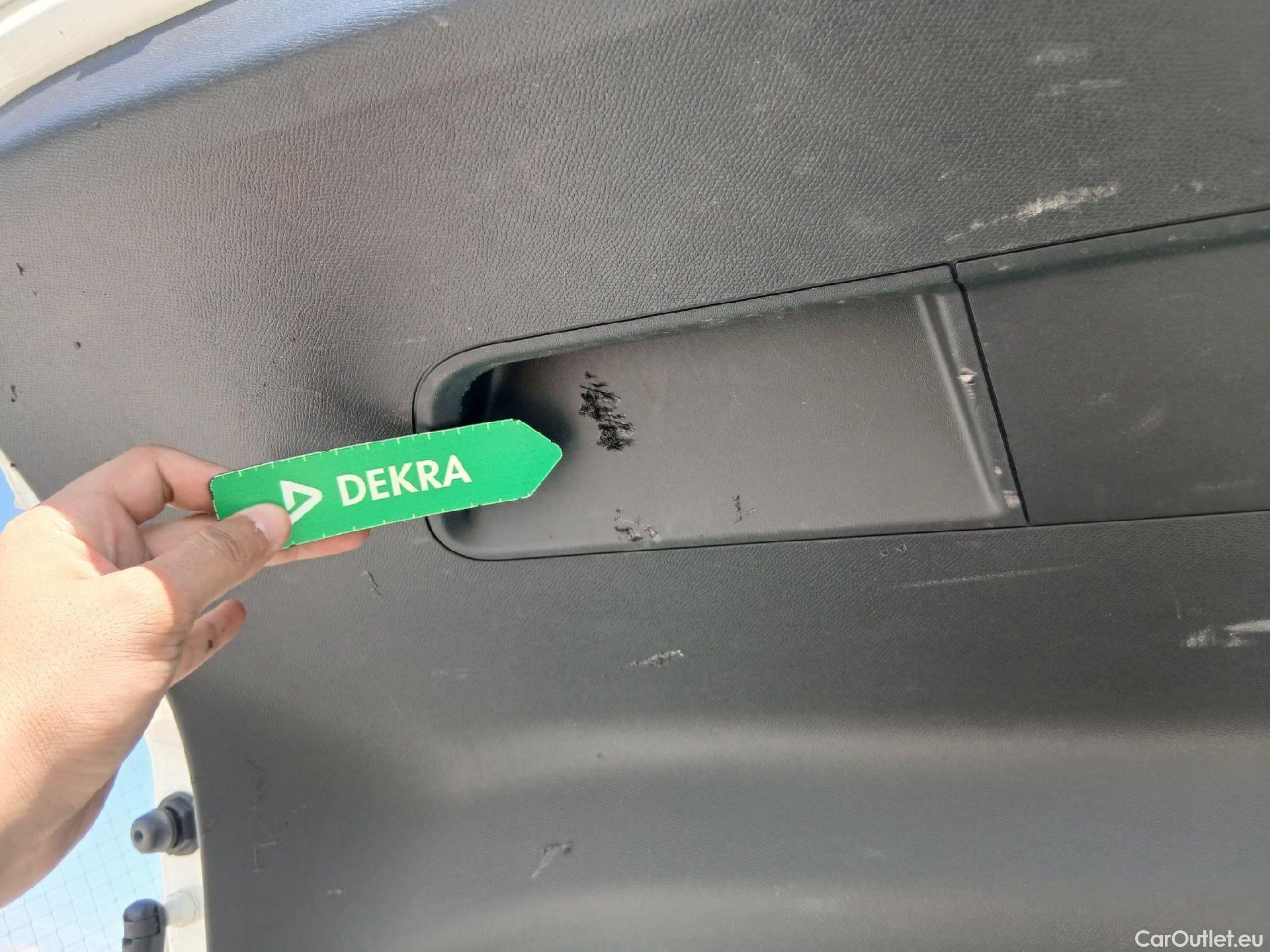  Seat  Leon SEAT Nuevo León / 2020 / 5P / familiar SP 1.0 TSI 81kW S&S Style XL(SP) #15