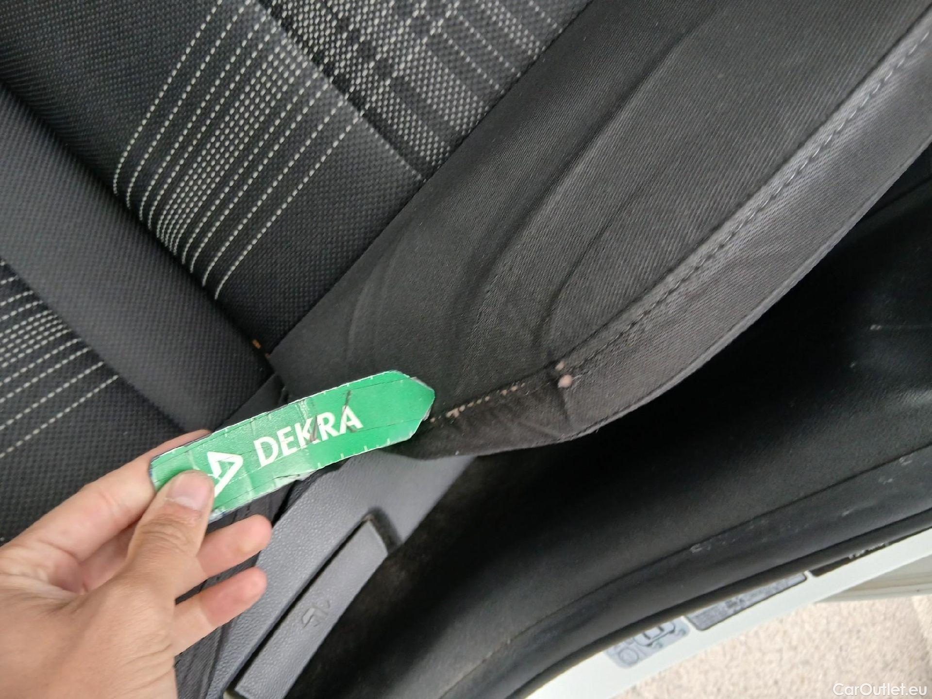  Hyundai  i20 HYUNDAI  / 2020 / 5P / berlina con portón 1.0 TGDI 74kW (100CV) 48V Essence #19