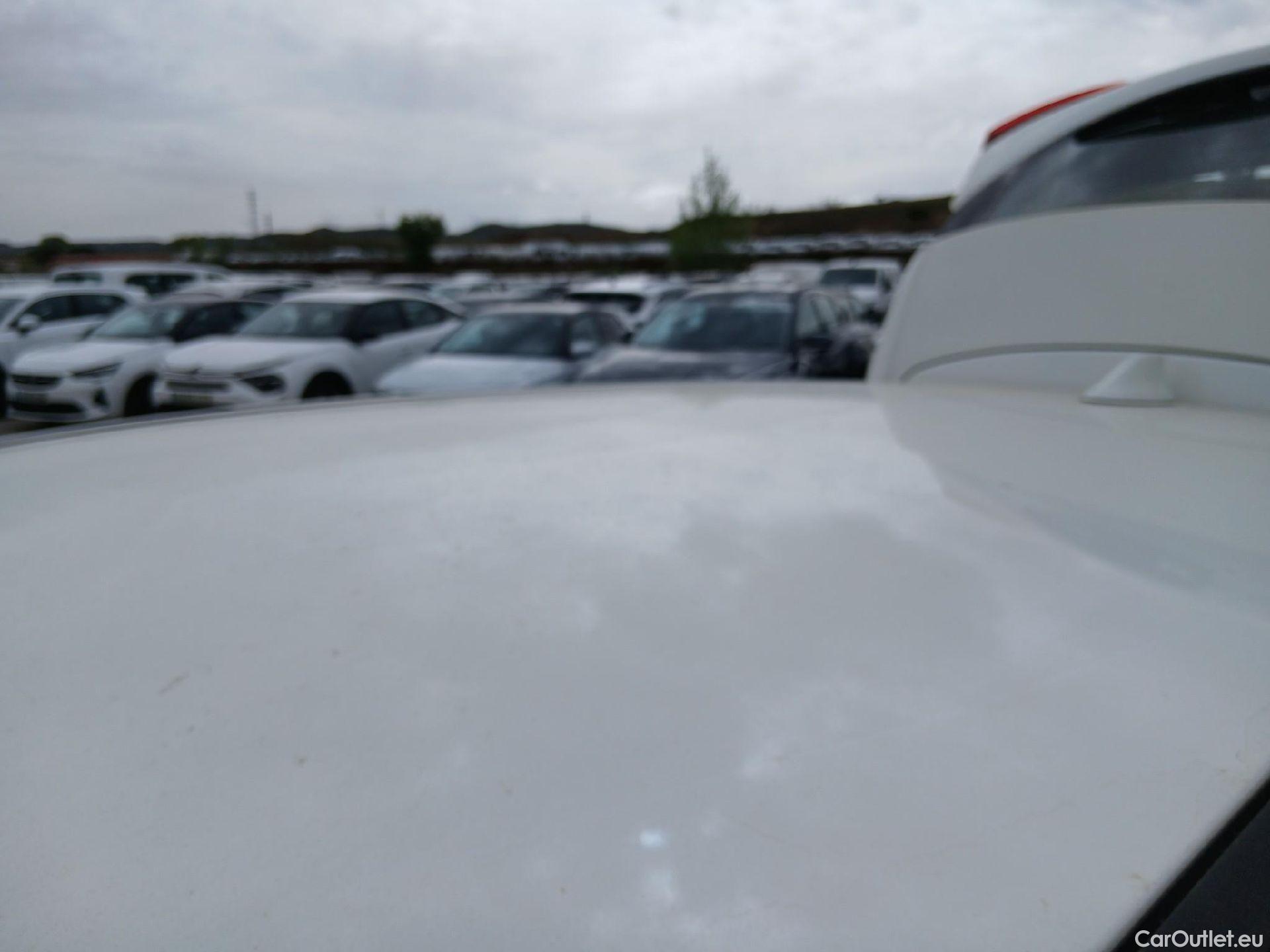  Nissan  Qashqai NISSAN  / 2017 / 5P / todoterreno DIG-T 103 kW (140 CV) E6D ACENTA #19