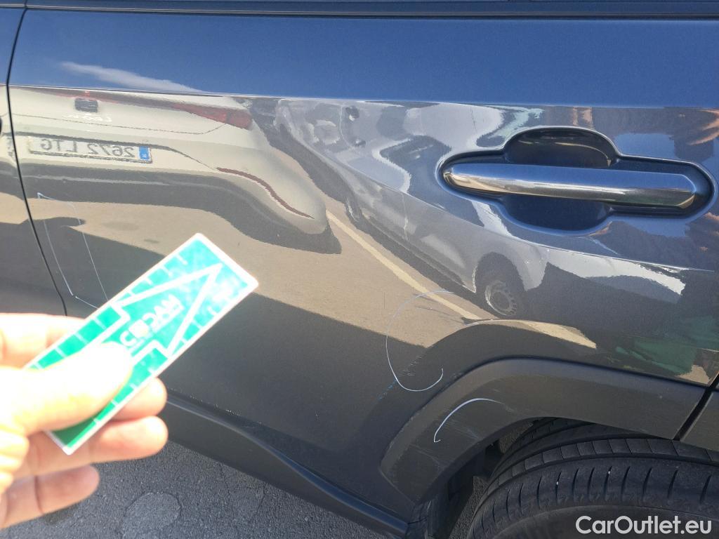  Toyota  RAV4 TOYOTA  / 2018 / 5P / todoterreno 2.5l 220H Advance #3