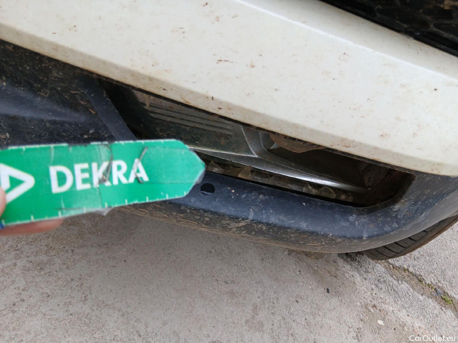  Nissan  Qashqai NISSAN  / 2017 / 5P / todoterreno DIG-T 103 kW (140 CV) E6D ACENTA #10