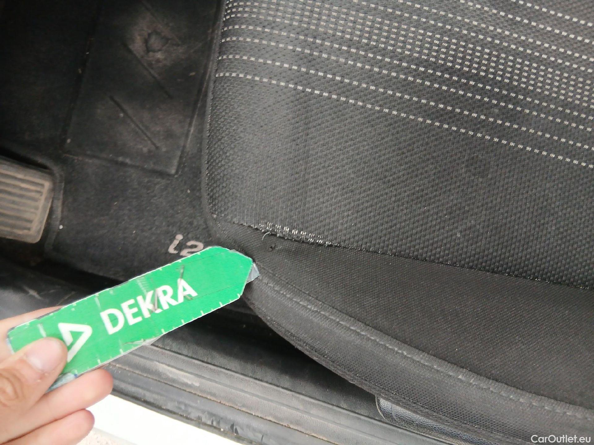  Hyundai  i20 HYUNDAI  / 2020 / 5P / berlina con portón 1.0 TGDI 74kW (100CV) 48V Essence #16