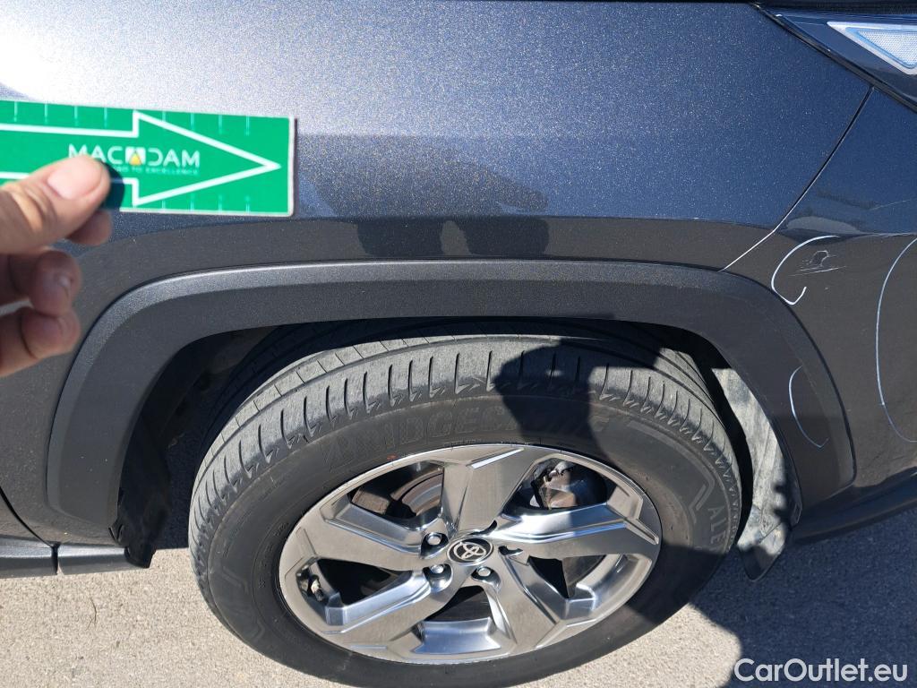  Toyota  RAV4 TOYOTA  / 2018 / 5P / todoterreno 2.5l 220H Advance #58