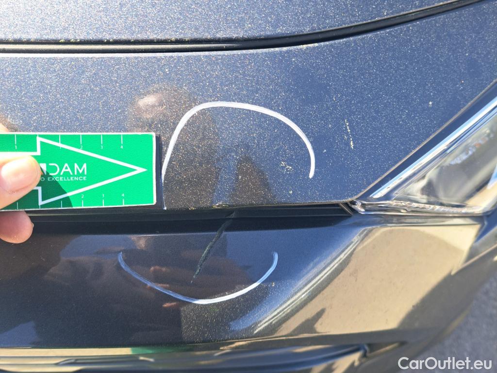  Toyota  RAV4 TOYOTA  / 2018 / 5P / todoterreno 2.5l 220H Advance #36