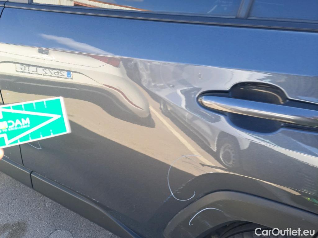  Toyota  RAV4 TOYOTA  / 2018 / 5P / todoterreno 2.5l 220H Advance #50